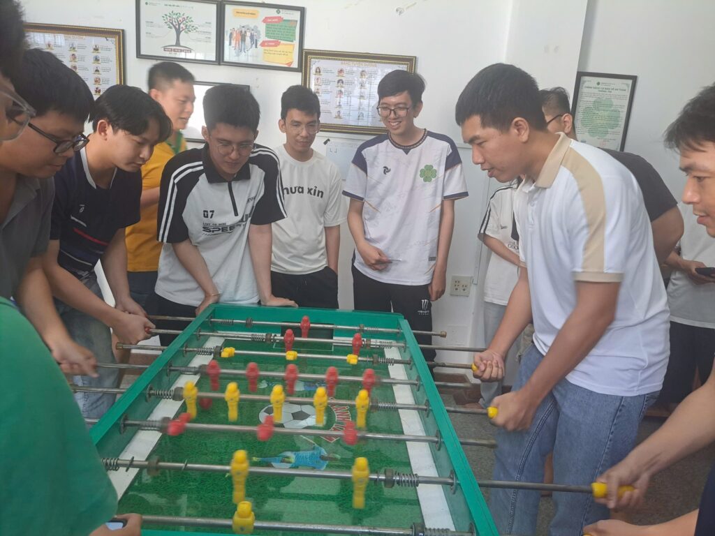 𝑮𝒊𝒂̉𝒊 𝑩𝒊 𝑳𝒂̆́𝒄 30/4/2025